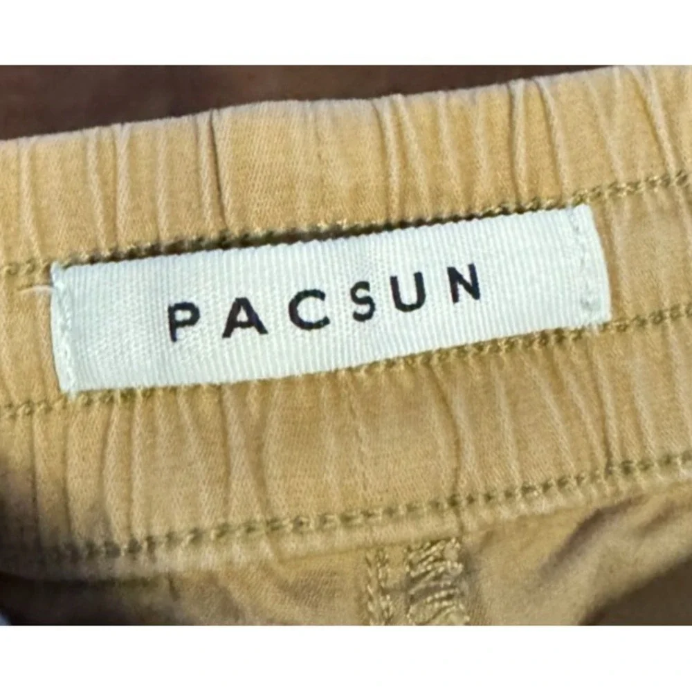 PacSun men tan